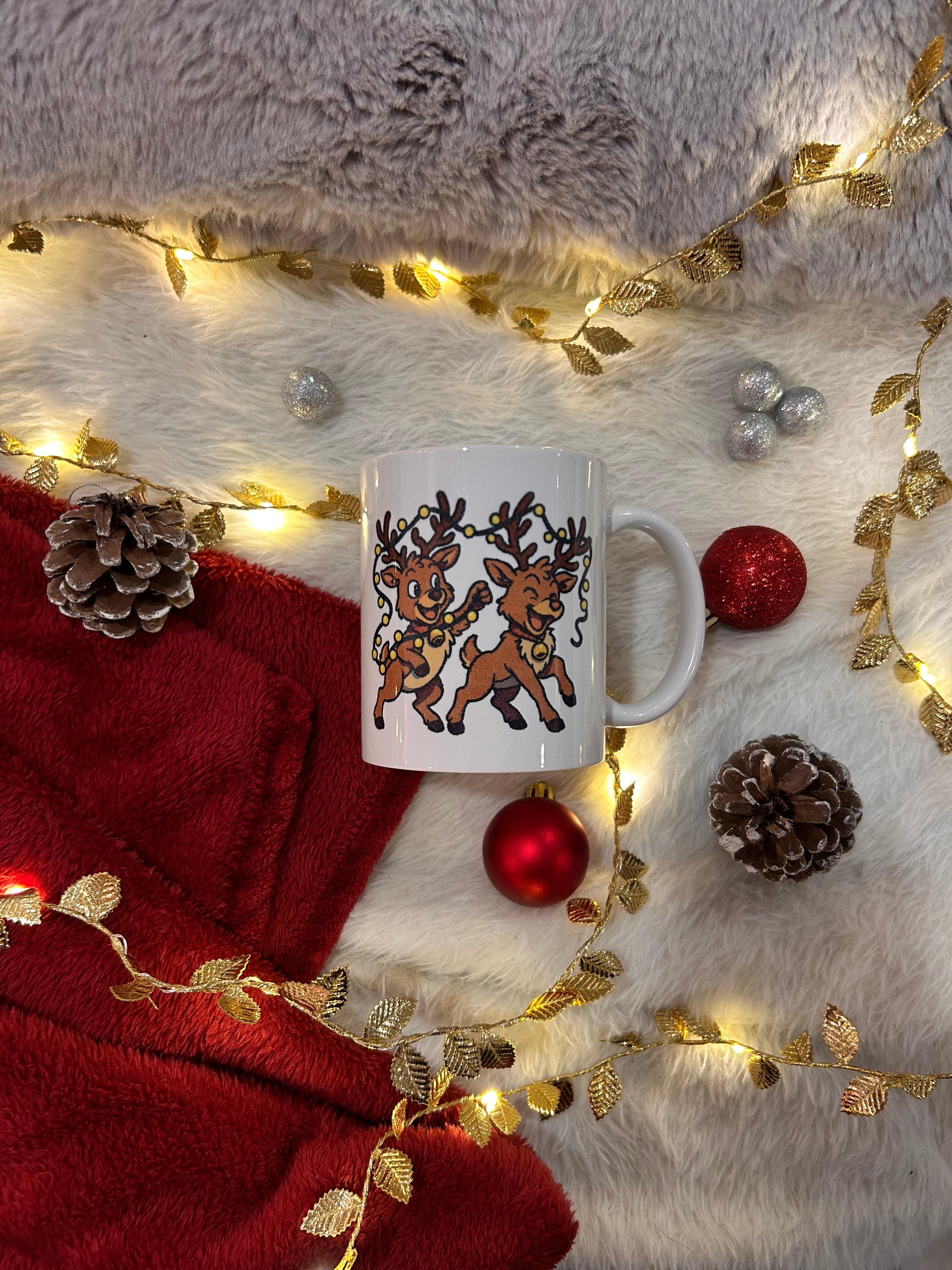 Mug édition Noël et Nouvel An - Rennes et guirlande lumineuse